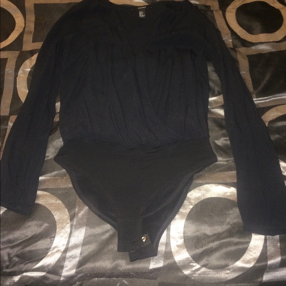 Black bodysuit long sleeve blouse